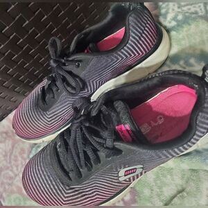 Skechers Endure-lite. Sketch-knit Black and Pink Athletic Shoes